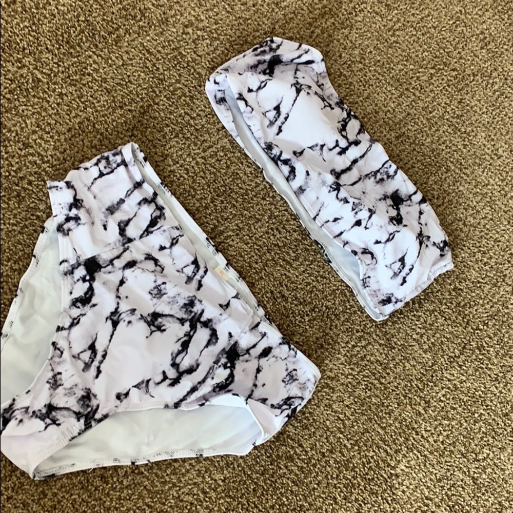 High waisted bikini